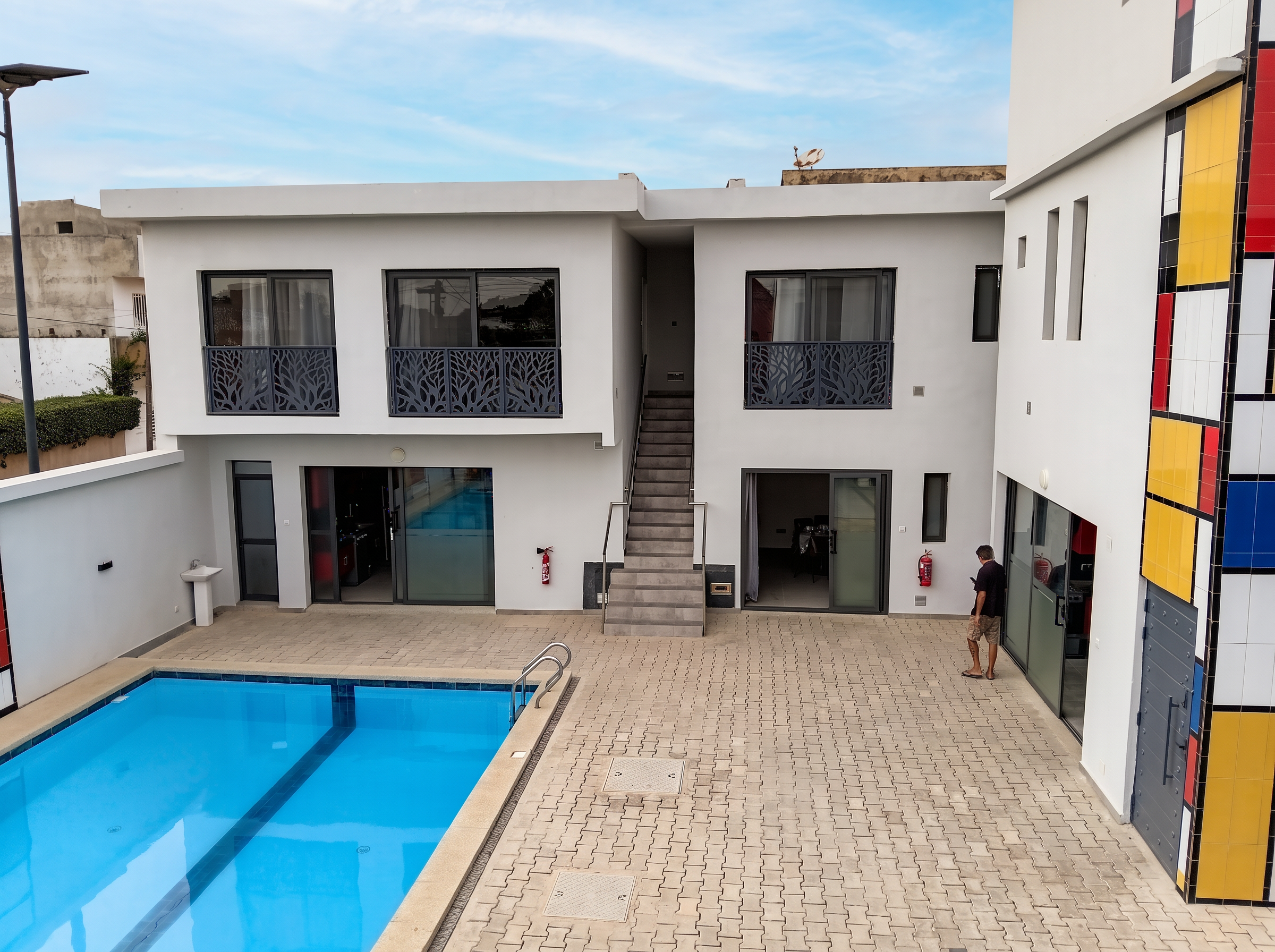 Le Mondrian, résidence hôtelière contemporaine à Saly Portudal — photographie de la collection